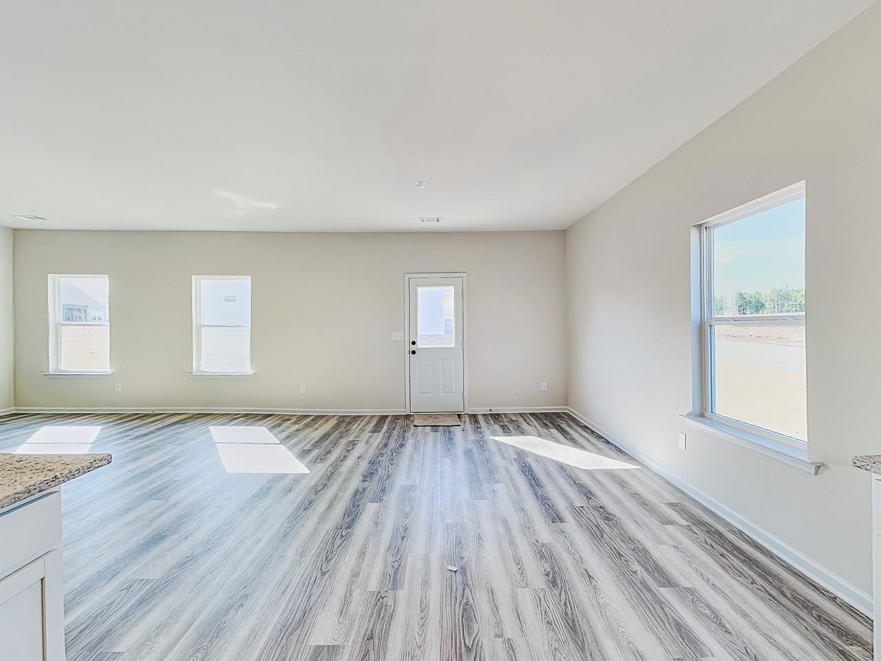 700 Plant Rd - Photo 7 of 24