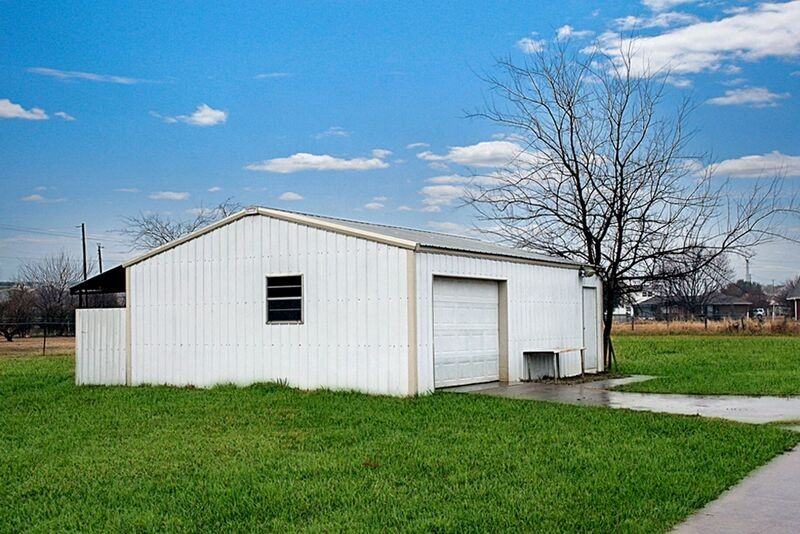 10686 Rose Bud Ct - Photo 3 of 29