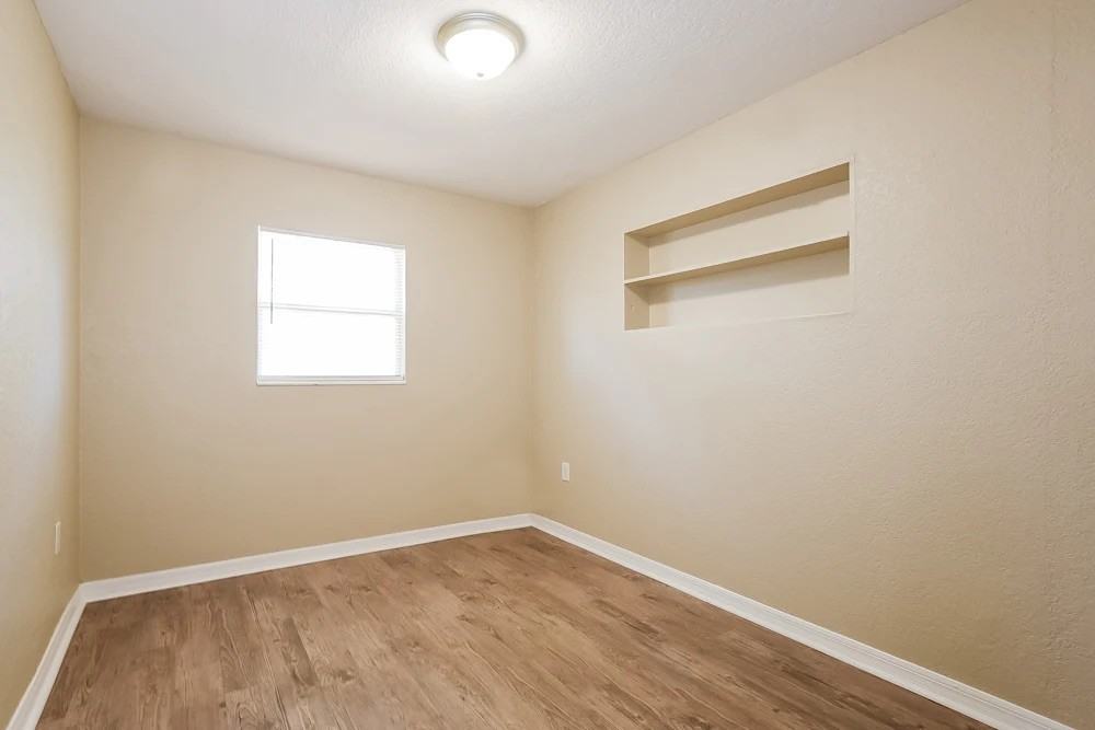 1333 Pleasantview Dr - Photo 3 of 16