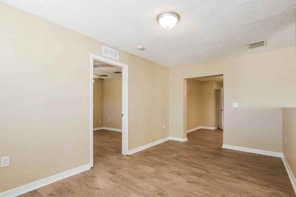 1333 Pleasantview Dr - Photo 6 of 16