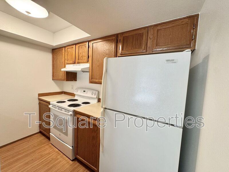 225 164th St Se #102 - Photo 4 of 24