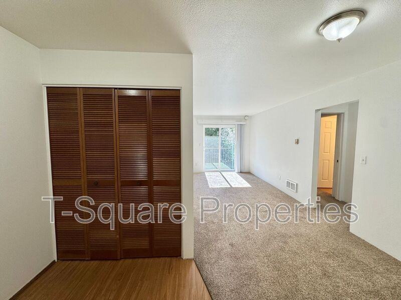 225 164th St Se #102 - Photo 7 of 24