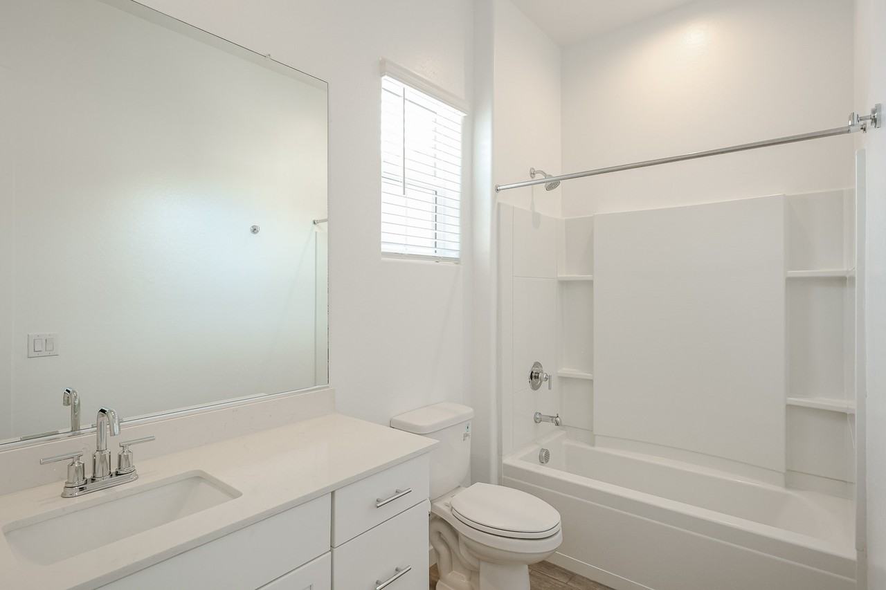 3812 E Bartlett Way - Photo 6 of 29