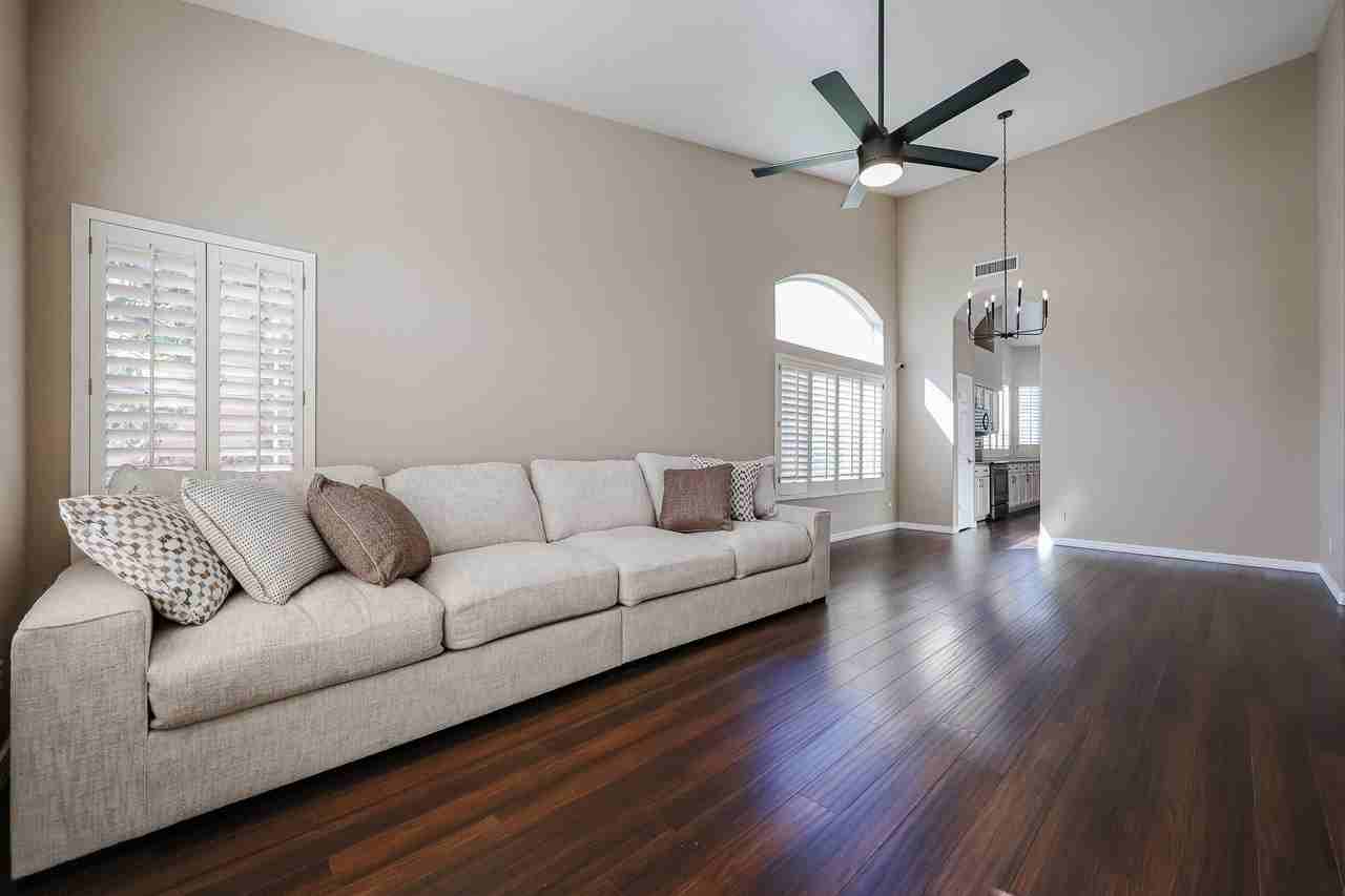 6126 E Juniper Ave - Photo 4 of 50