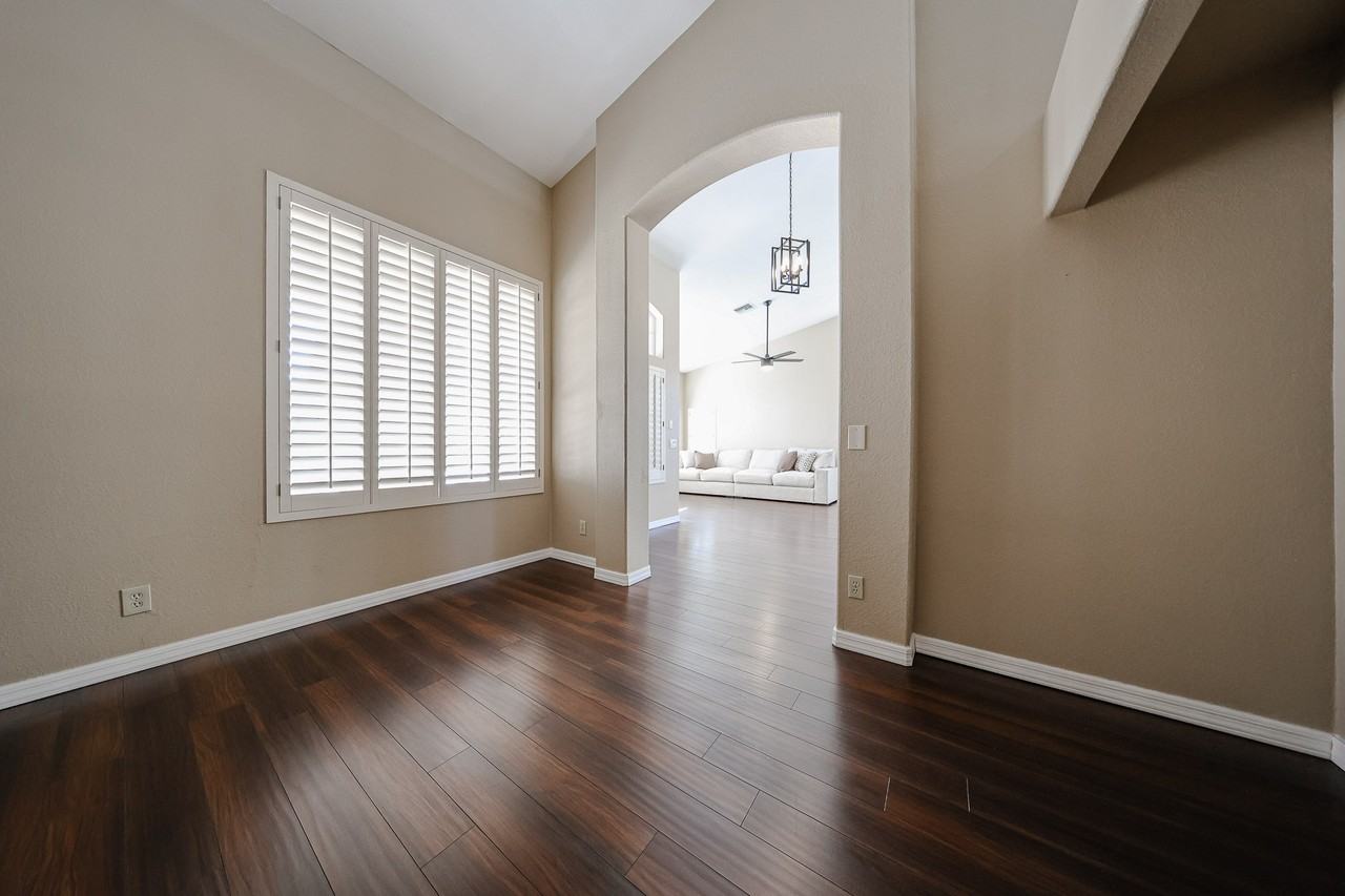 6126 E Juniper Ave - Photo 7 of 50