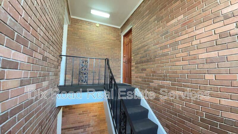 5877 Shadymist Ln #3 - Photo 4 of 21