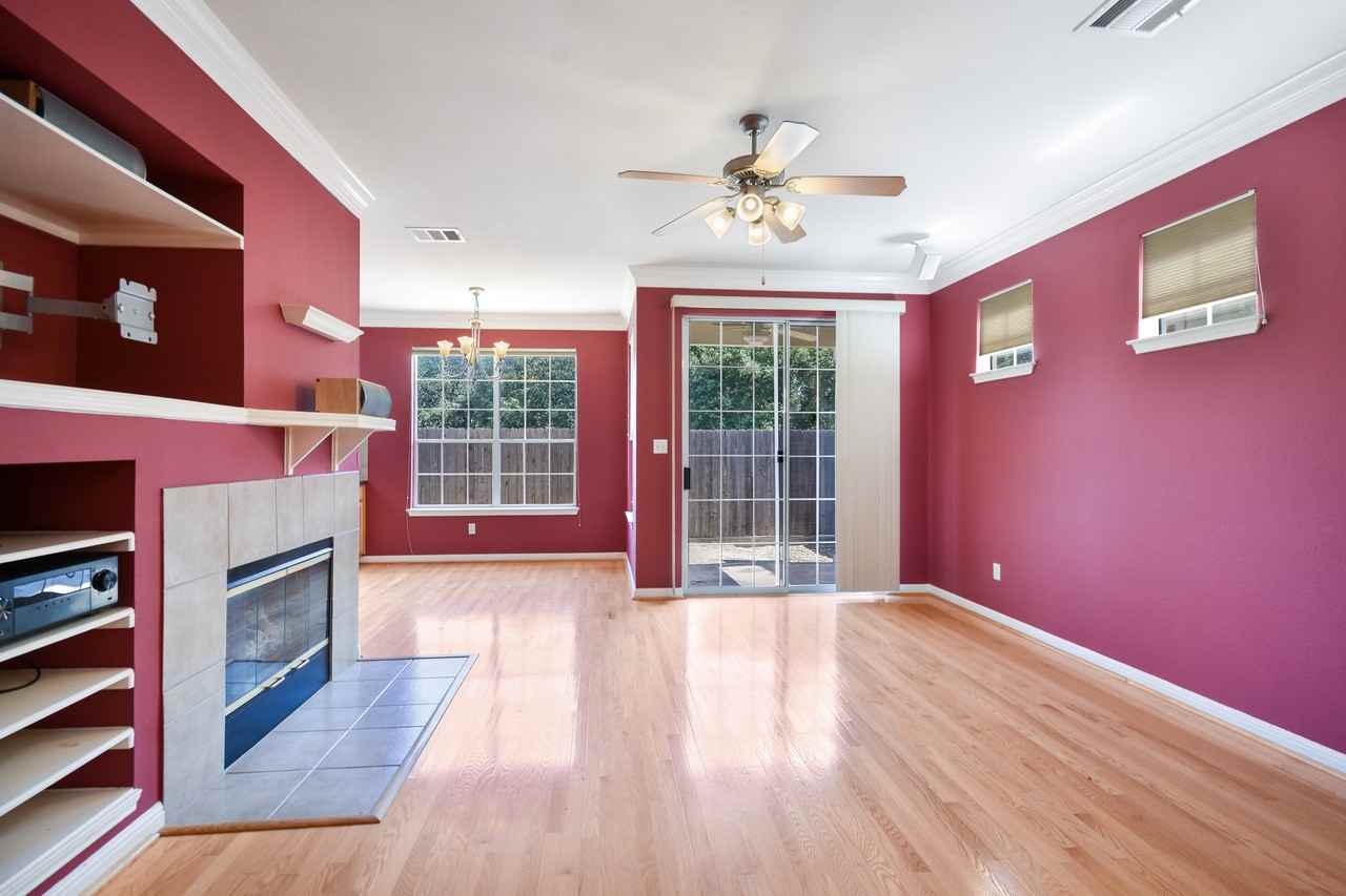 8518 Cahill Dr #32 - Photo 4 of 28