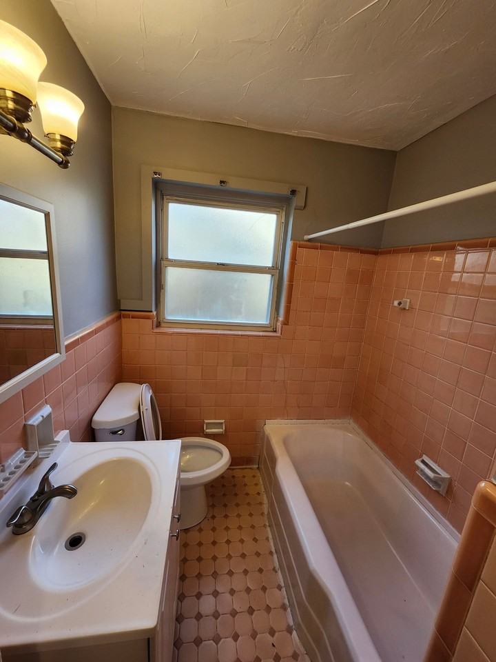 3029 S Hegry Cir - Photo 7 of 22