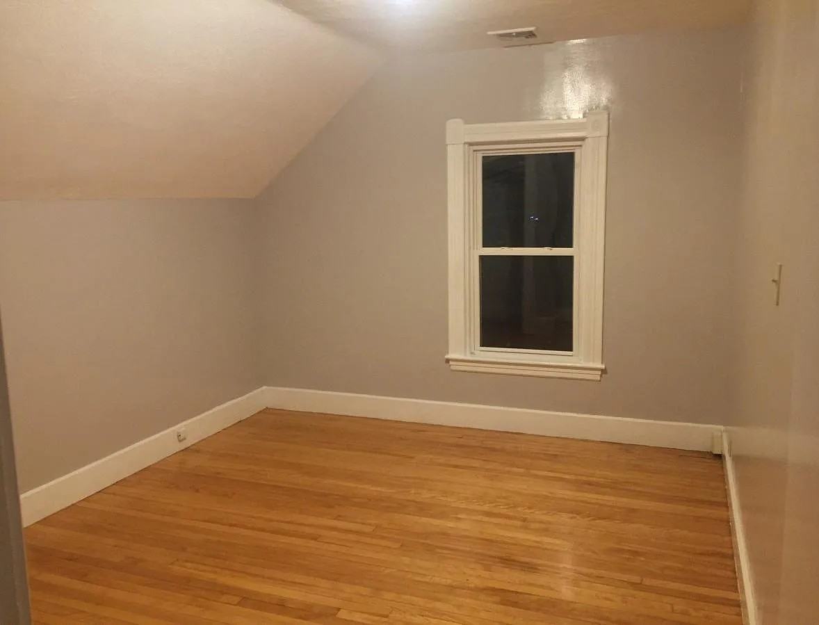 5 Stockholm St #2 - Photo 4 of 6