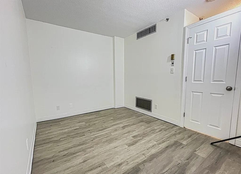 70 Southbridge St #705 - Photo 3 of 13