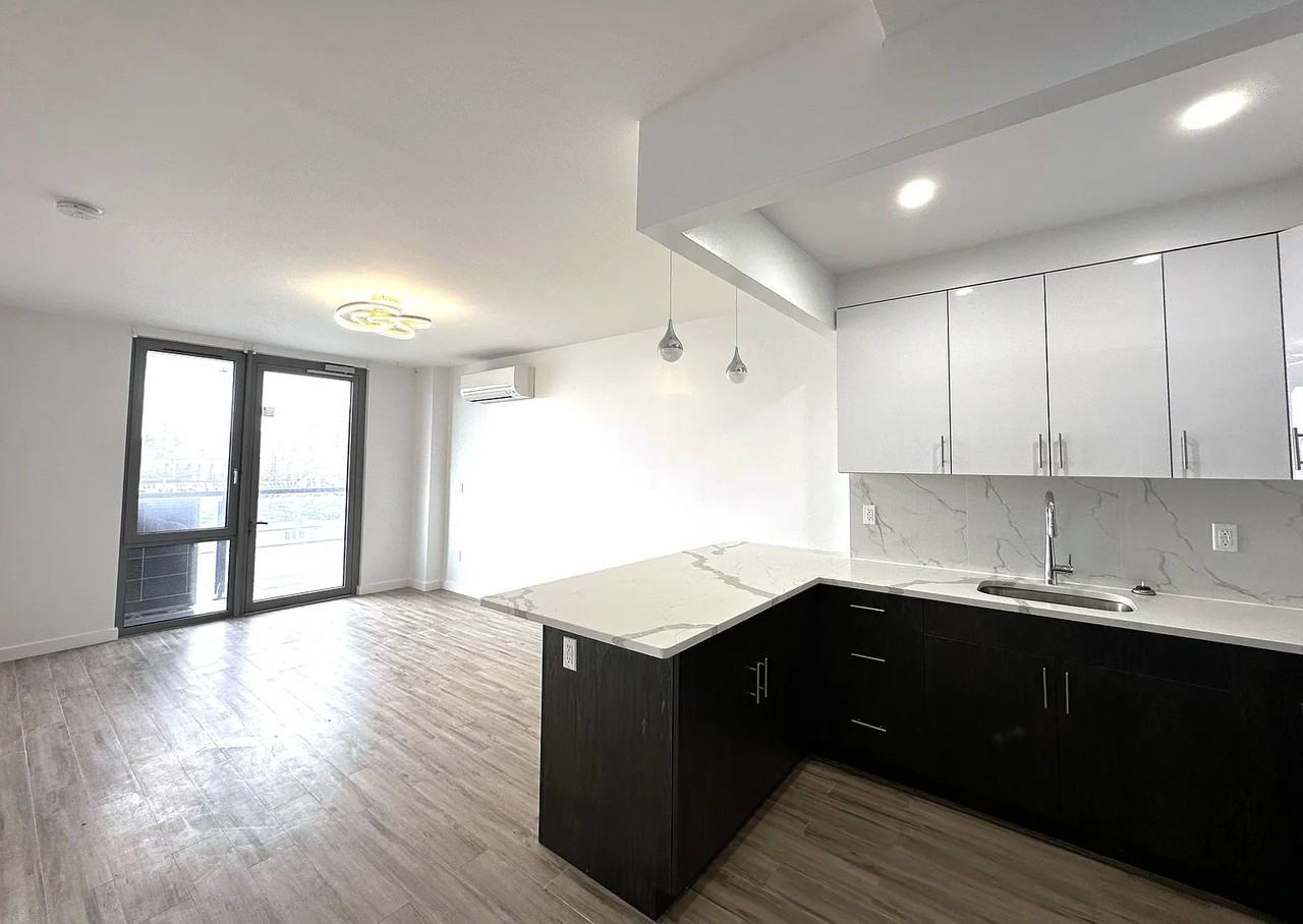 7065 Queens Blvd #3A - Photo 3 of 14