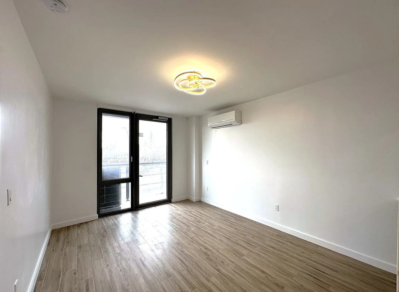 7065 Queens Blvd #3A - Photo 4 of 14