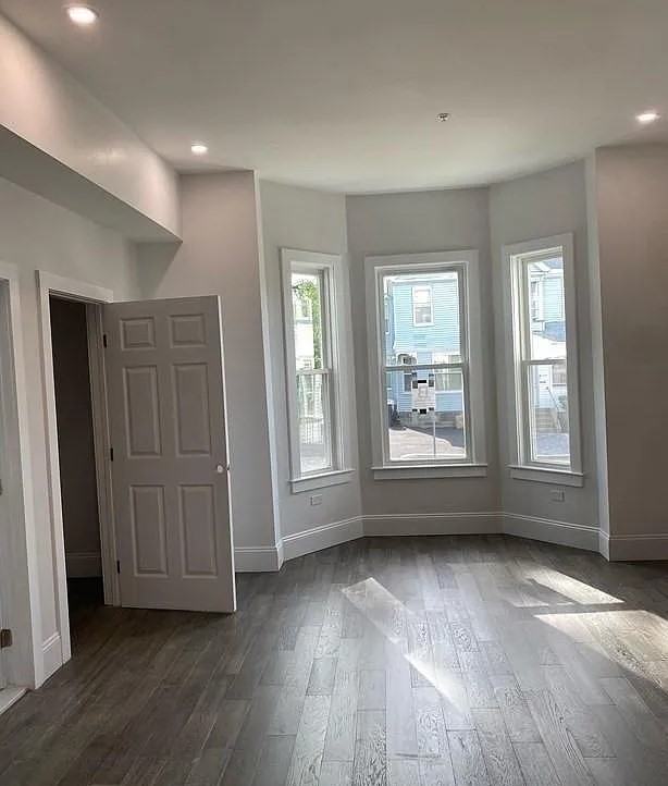 88 Howard Ave #1 - Photo 3 of 13