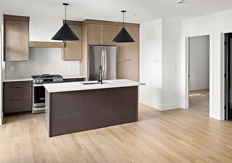 99 5th St #2 - Photo 2 of 10