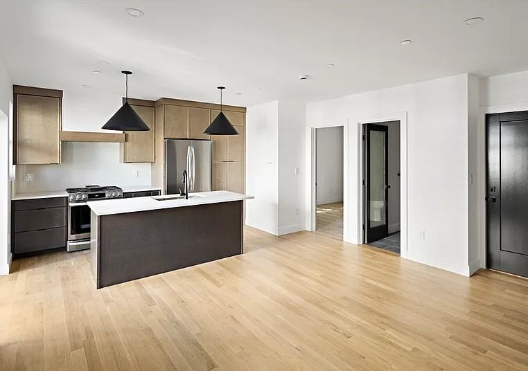 99 5th St #2 - Photo 3 of 10