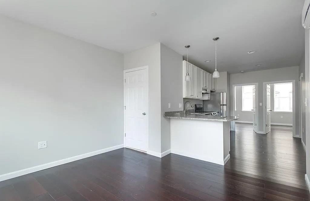 106 Prince St #2 - Photo 3 of 6