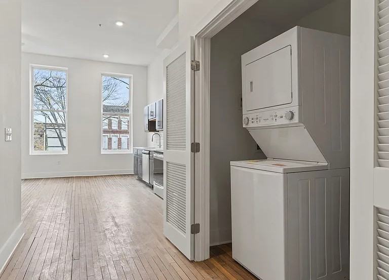 109 E Broad St #205 - Photo 6 of 10