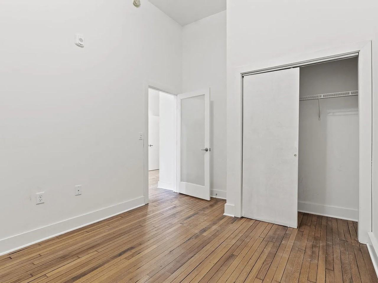 109 E Broad St #205 - Photo 7 of 10