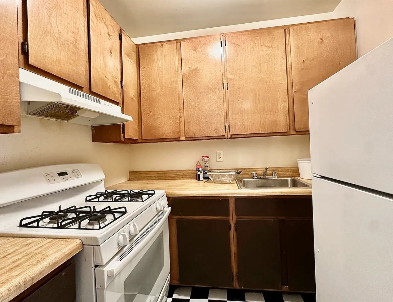 168 Malcolm X Blvd #5B - Photo 3 of 7