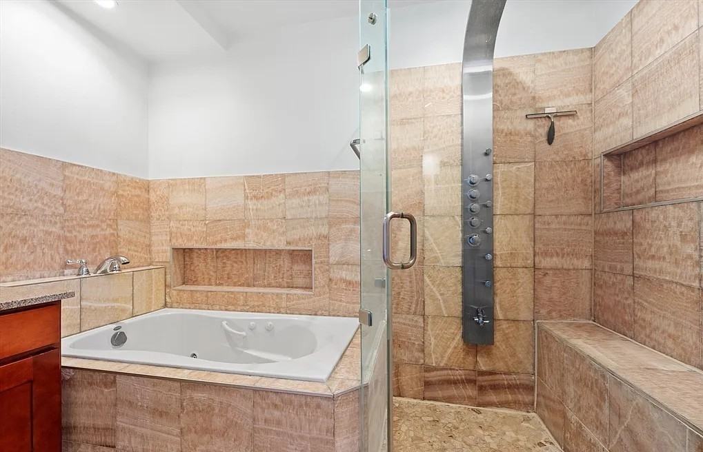 169 Beacon St #14 - Photo 6 of 9