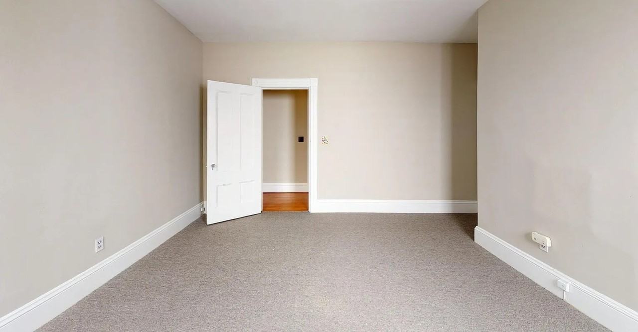 244 Cypress St #1 - Photo 2 of 7