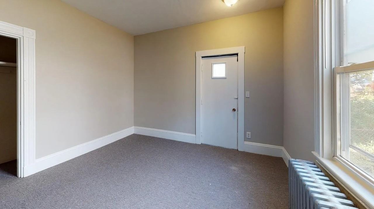 244 Cypress St #1 - Photo 6 of 7