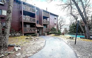 featured image of 340 Sunderland Rd #43