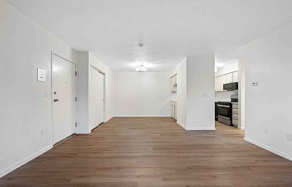 340 Sunderland Rd #43 - Photo 2 of 19