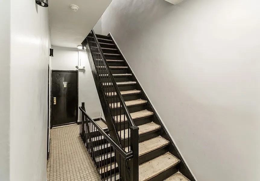 424 E 115th St #2A - Photo 3 of 8