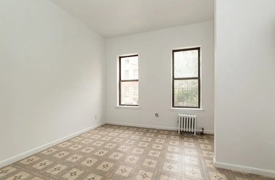 424 E 115th St #2A - Photo 4 of 8