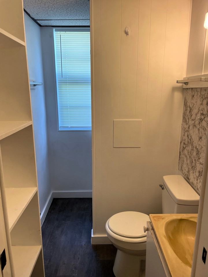 509 Center Rd #16 - Photo 4 of 4