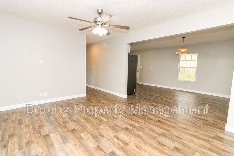 3629 Thrushwood Dr - Photo 2 of 20