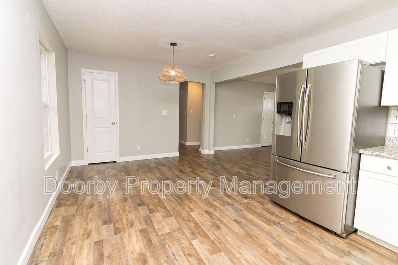 3629 Thrushwood Dr - Photo 5 of 20