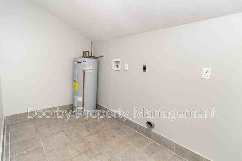 3629 Thrushwood Dr - Photo 6 of 20