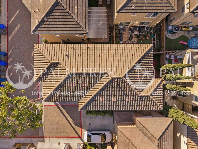 1811 Greenfield Dr - Photo 3 of 50