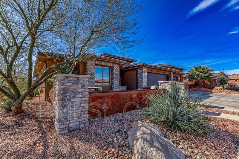 2823 N Kenzies Way - Photo 3 of 50