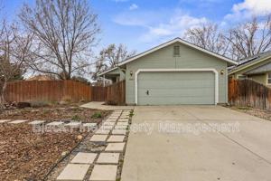 featured image of 6003 N Waterside Pl