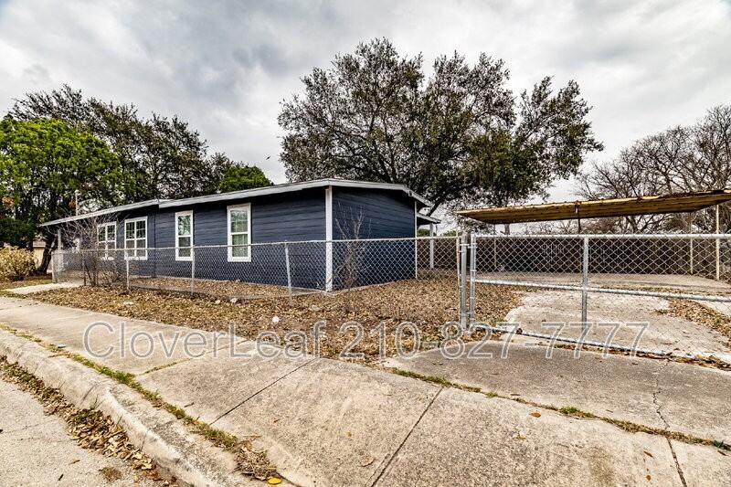 1903 Athel Ave - Photo 2 of 27