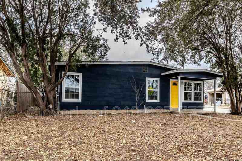 1903 Athel Ave - Photo 4 of 27