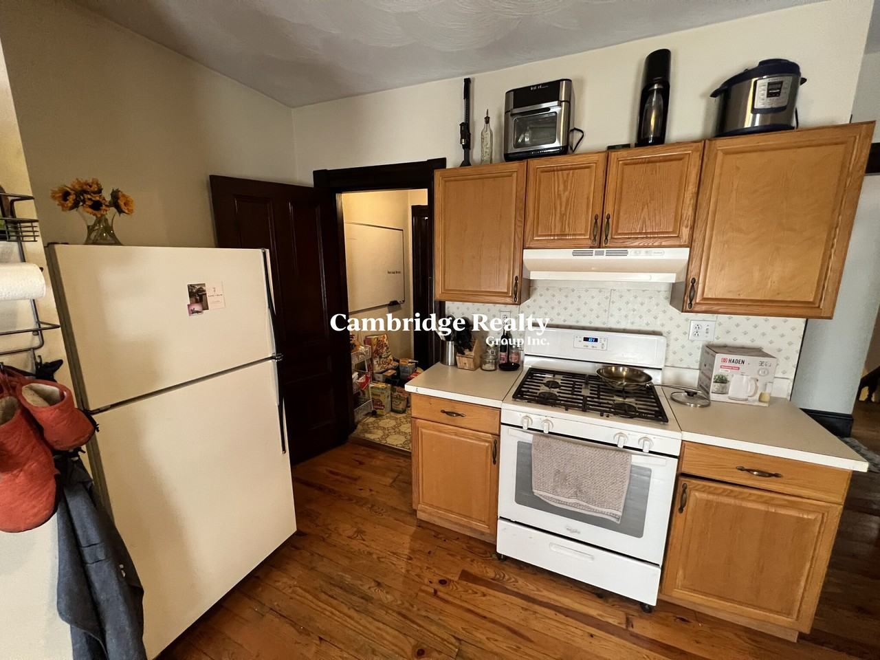 211 Holland St #2T - Photo 2 of 27