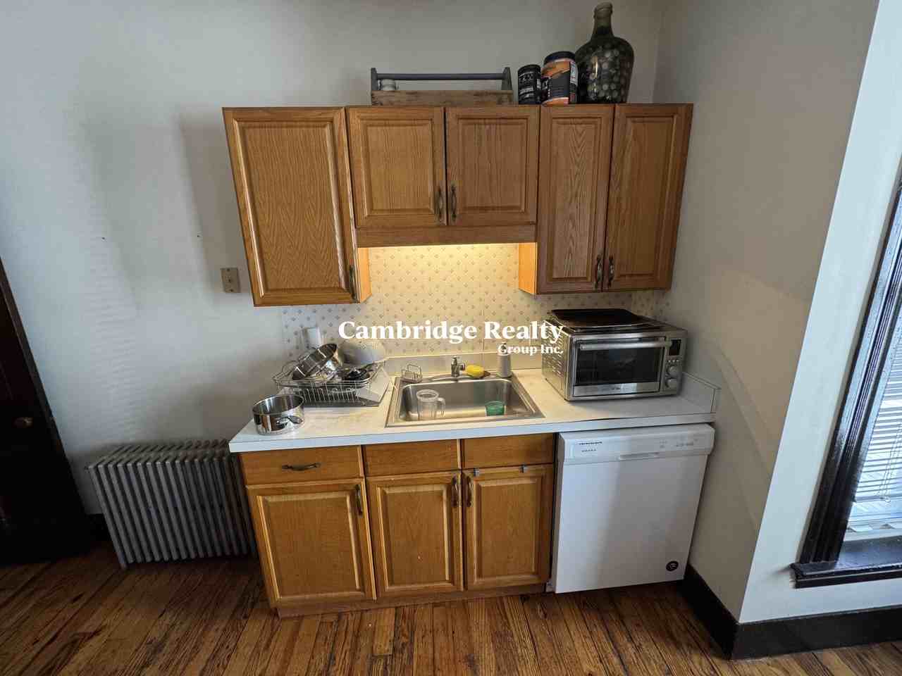 211 Holland St #2T - Photo 6 of 27