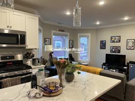 118 Holland St #3T - Photo 1 of 1