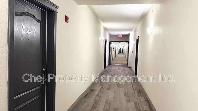 7327 South Terwillegar Dr Nw #7330 - Photo 6 of 25