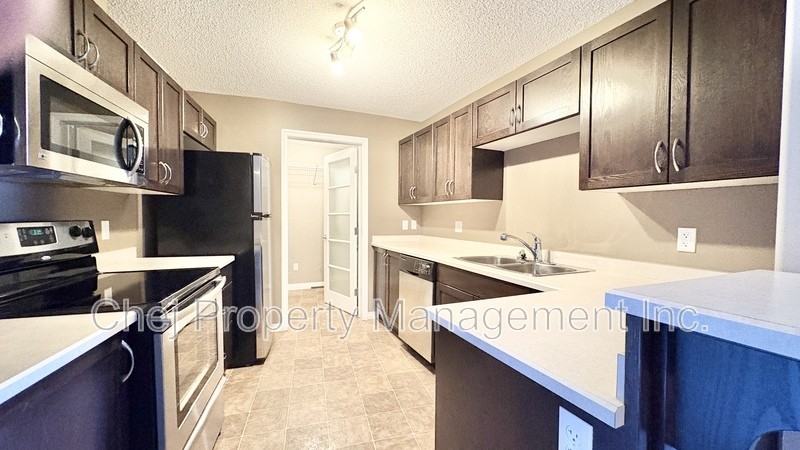 7327 South Terwillegar Dr Nw #7330 - Photo 7 of 25