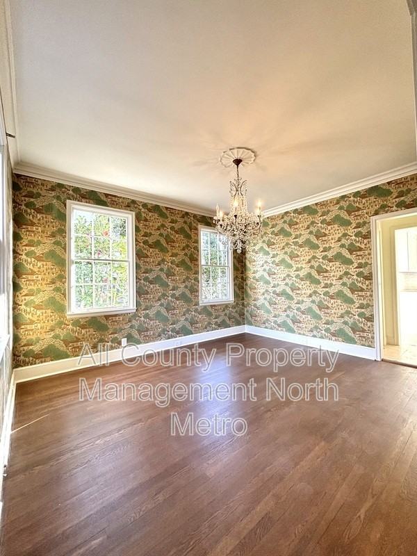 2416 Dellwood Dr Nw - Photo 4 of 18