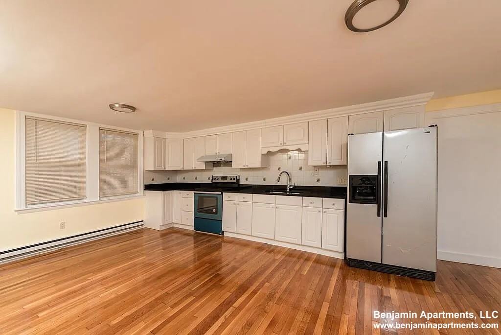 Gay St #1 - Photo 3 of 12