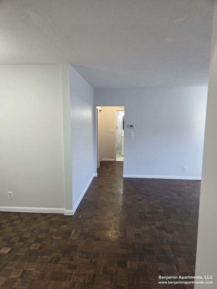 Lake Shore Rd #2 - Photo 4 of 21