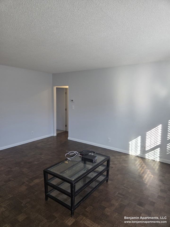 Lake Shore Rd #2 - Photo 7 of 21