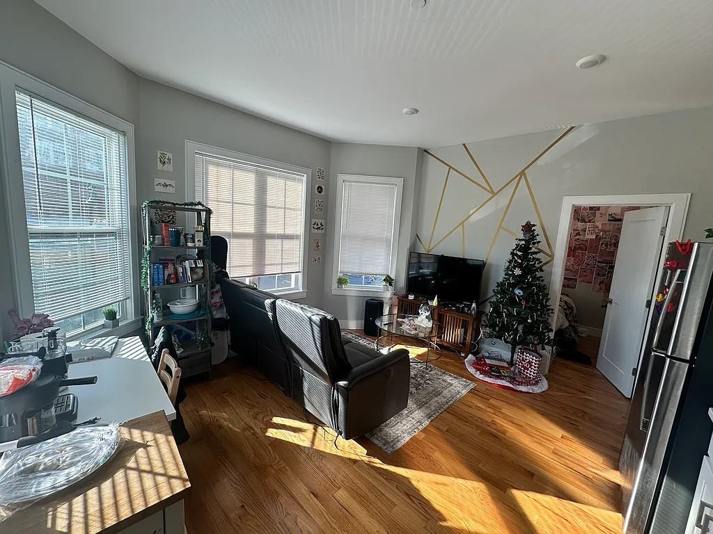 Tremont St #1 - Photo 3 of 8