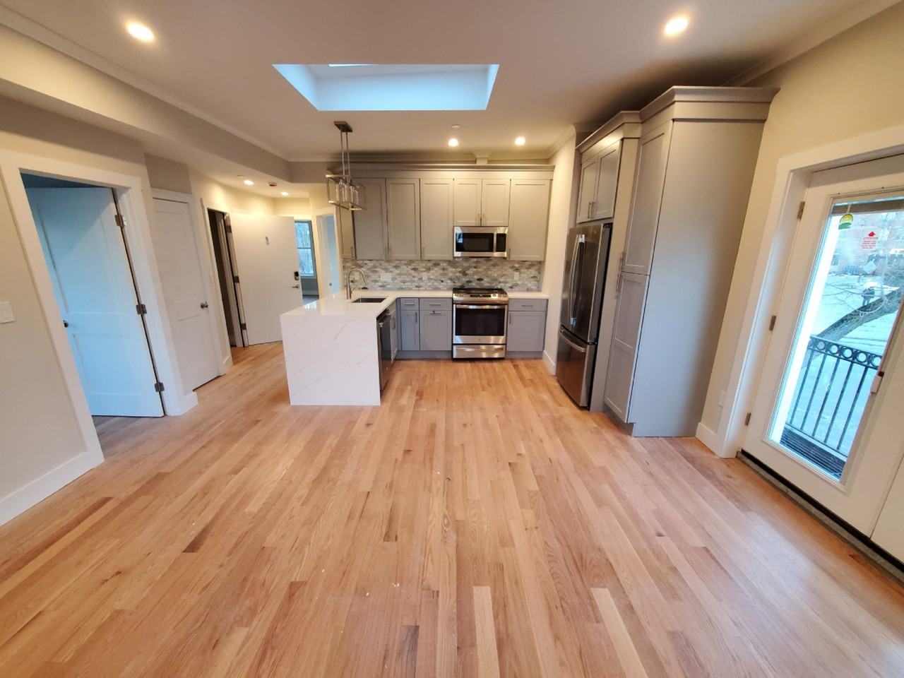 21 Wallingford Rd #3 - Photo 6 of 38